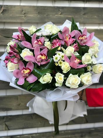 Букет цветов из: Розы и Хризантемы в Галиче