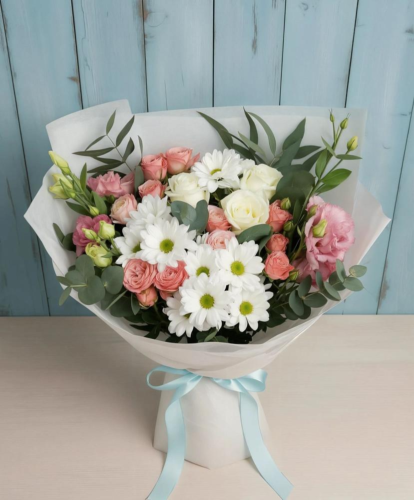 Букет цветов из: Розы, Лизиантусы и Хризантемы в Галиче