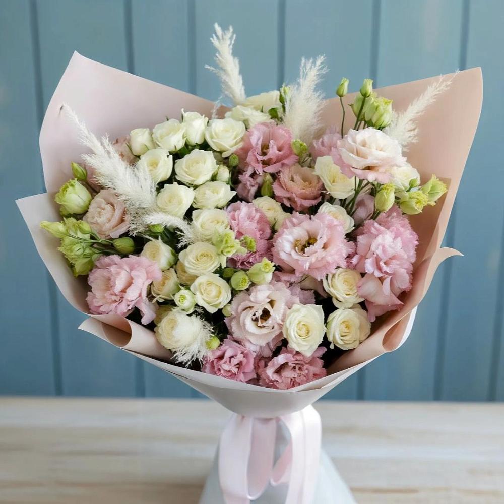 Букет цветов из: Альстромерии и Розы в Галиче