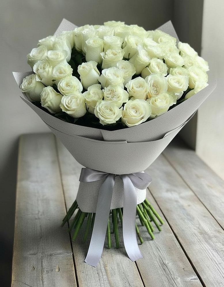Букет 35 Белых роз в Галиче