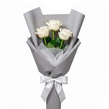 Букет 3 белые розы в Галиче