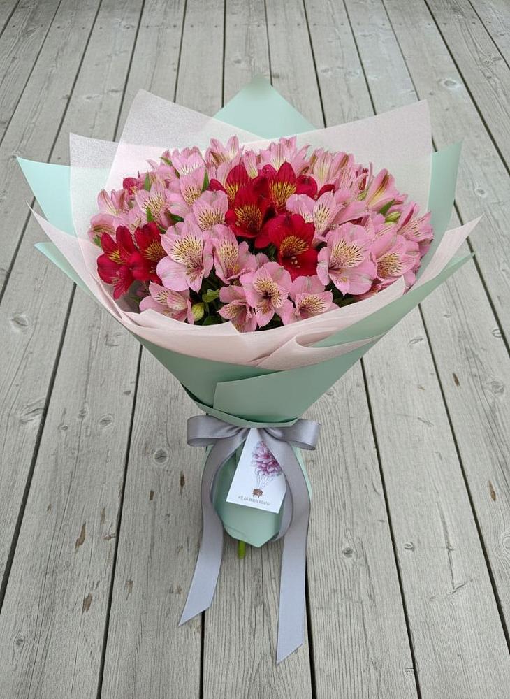 Букет цветов из: Альстромерии в Галиче