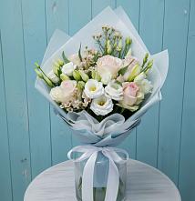 Букет цветов из:  Розы и Лизиантусы в Галиче