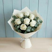 Букет Белые розы в Эвкалипте в Галиче