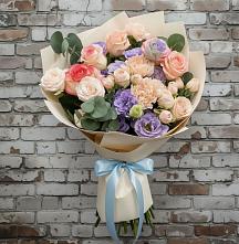 Букет цветов из:  Розы, Лизиантусы и Гвоздики в Галиче