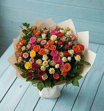 Букет Микс из разноцветных кустовых роз в Галиче